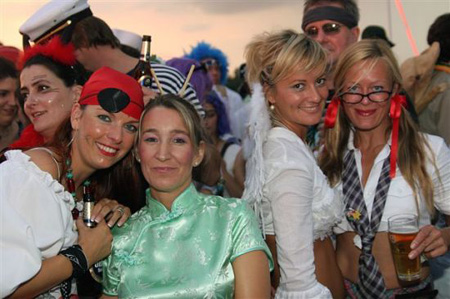 a3798481156326789-8811