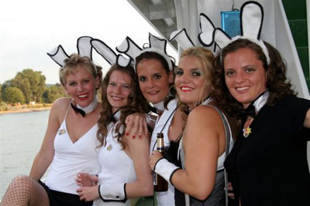 a605551156326772-8811