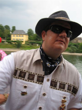 a6651261156346397-8811