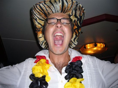 a7281791156346406-8811