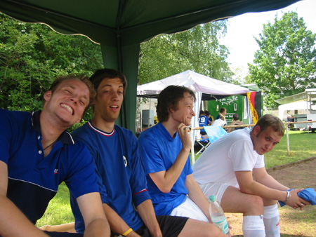 103-0327_IMG